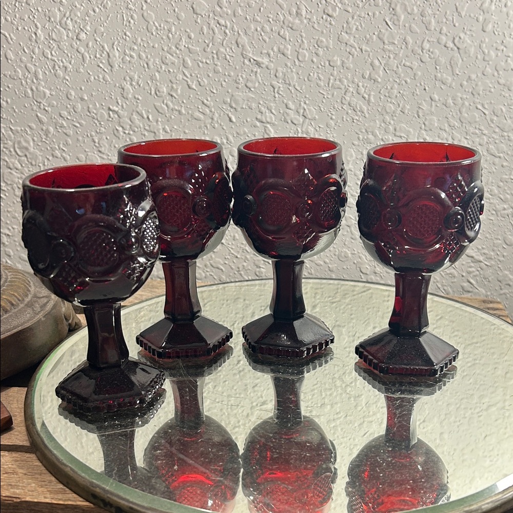 Set of Four Red Goblets or candle holders - Picture 3 of 6